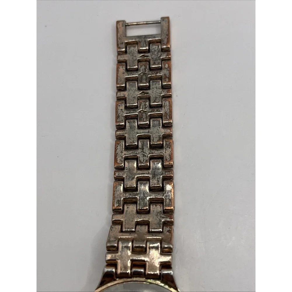 Ellen Tracy Women's Quartz Watch Rose Gold Band Crystal Bezel- New Battery‎